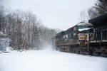 NS 6959 kicking up snow